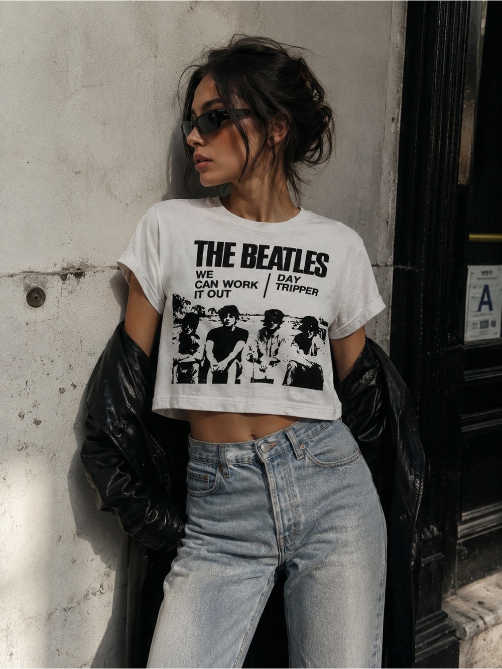 2014 The Beatles White Cropped T Shirt Women M Day Tripper Fab Four Graphic